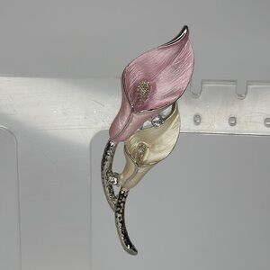 Elegant Pink and Cream Floral Brooch